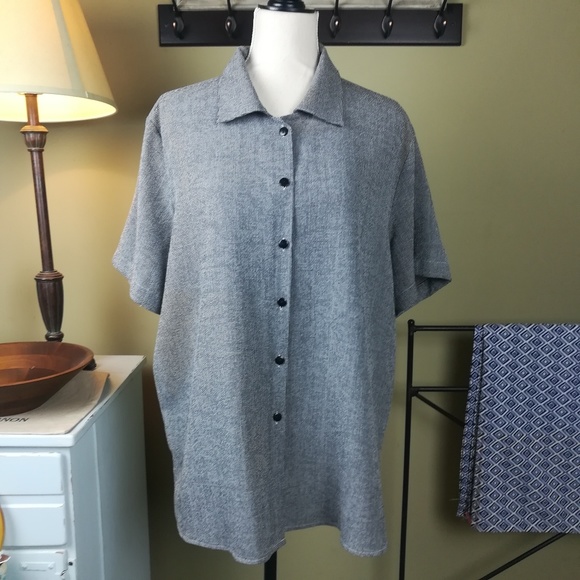 croft & barrow Tops - Croft & Barrow Camp Shirt